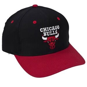 Vintage Chicago Bulls Hat Logo Athletic Snapback Black Red NBA‎ Cap Jordan NWOT
